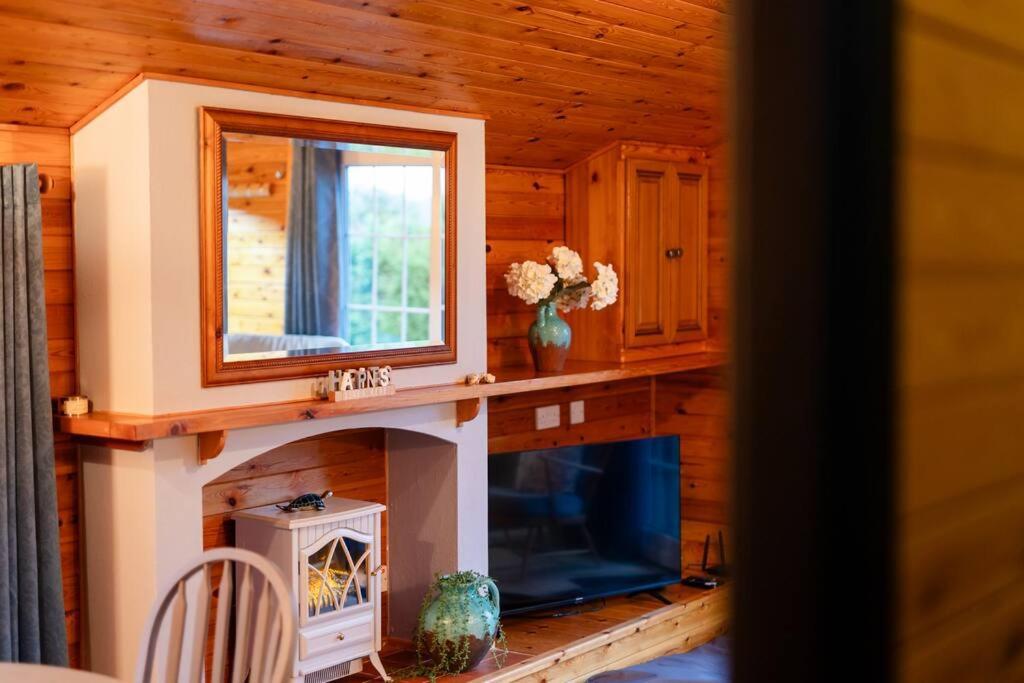 Rural Log Cabin In Snowdonia Near Coed Y Brenin By Seren Short Stays Ffestiniog Exterior photo