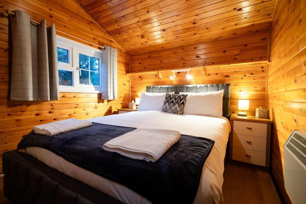 Rural Log Cabin In Snowdonia Near Coed Y Brenin By Seren Short Stays Ffestiniog Exterior photo