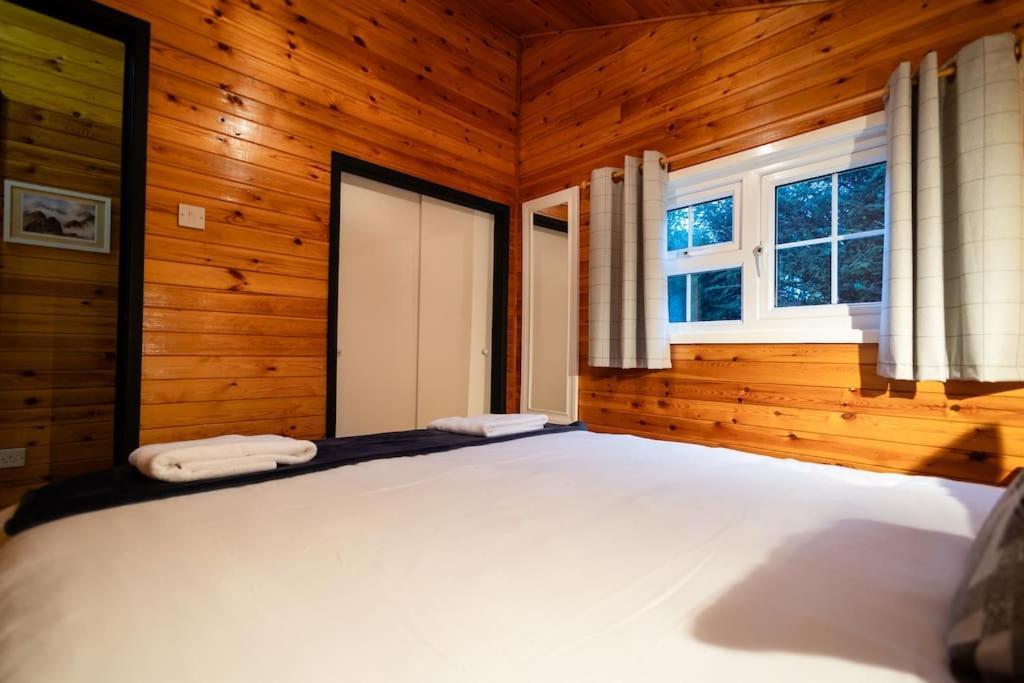 Rural Log Cabin In Snowdonia Near Coed Y Brenin By Seren Short Stays Ffestiniog Exterior photo